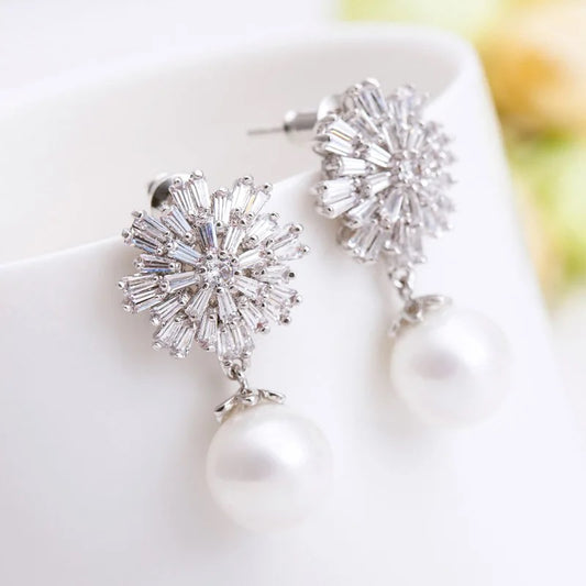 Rosa Pearl Earrings | 18K Gold Plated