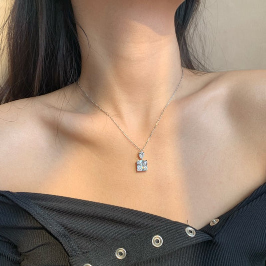 Elvira Halo Necklace | Sterling Silver | Tarnish Proof