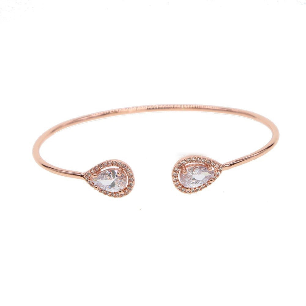 Zaynah Teardrop Bangle Cuff | 18K Gold Plated