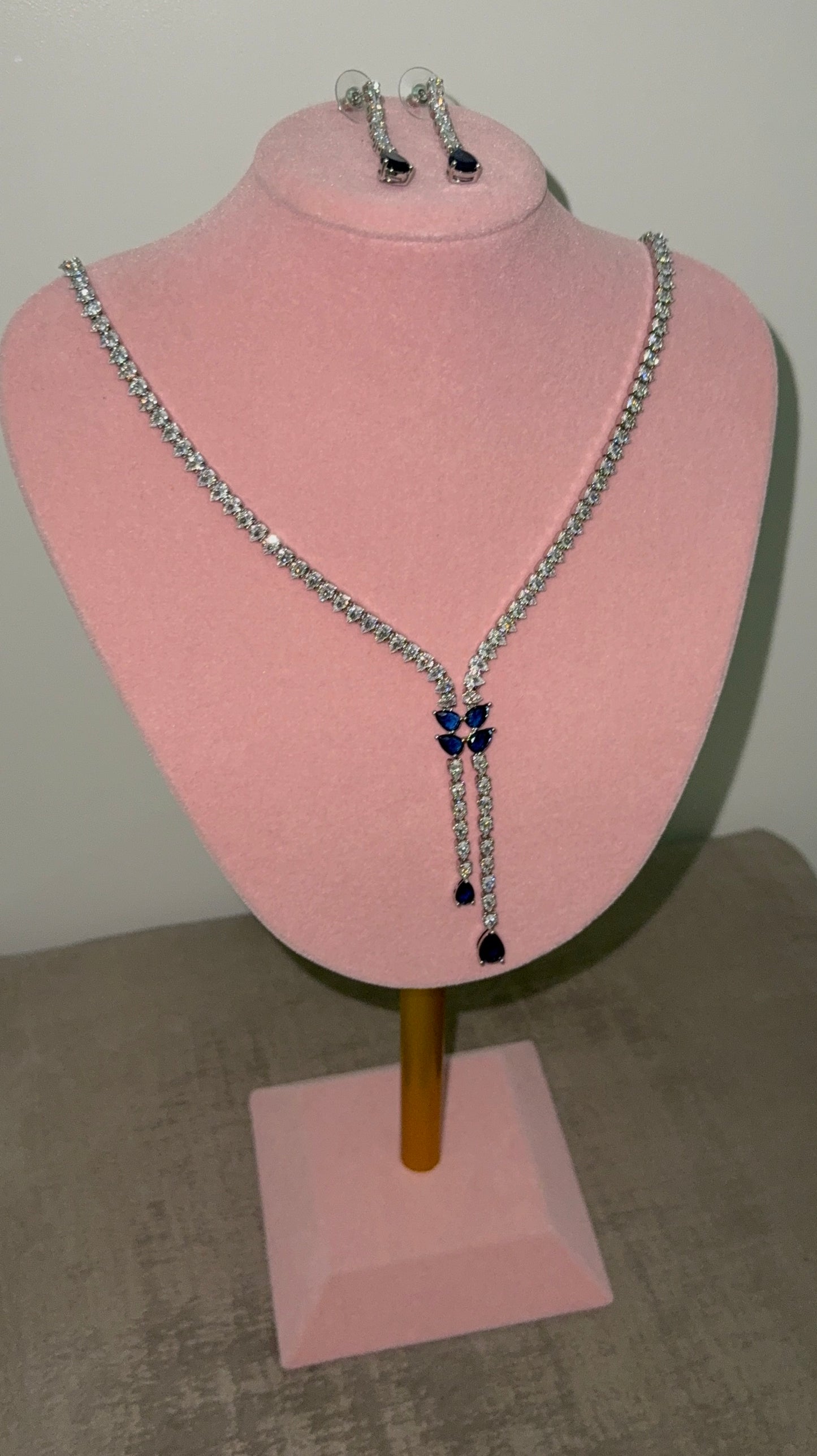 Elsa Set | Earrings | Necklace | 18K Gold Plated