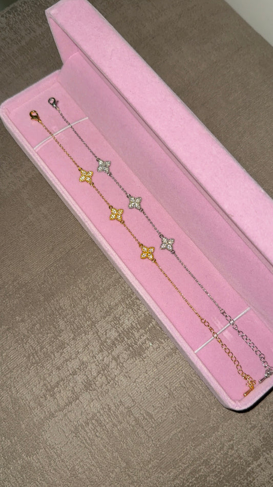 Sophia Flower Bracelet | 18K Gold Plated