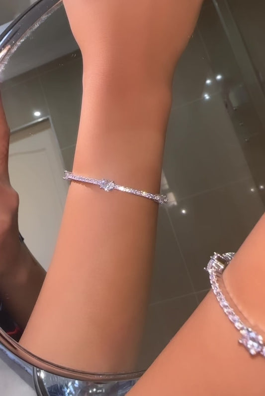 Azra Bangle Cuff | 18K Gold Plated