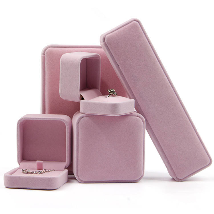 Luxurious Velvet Boxes